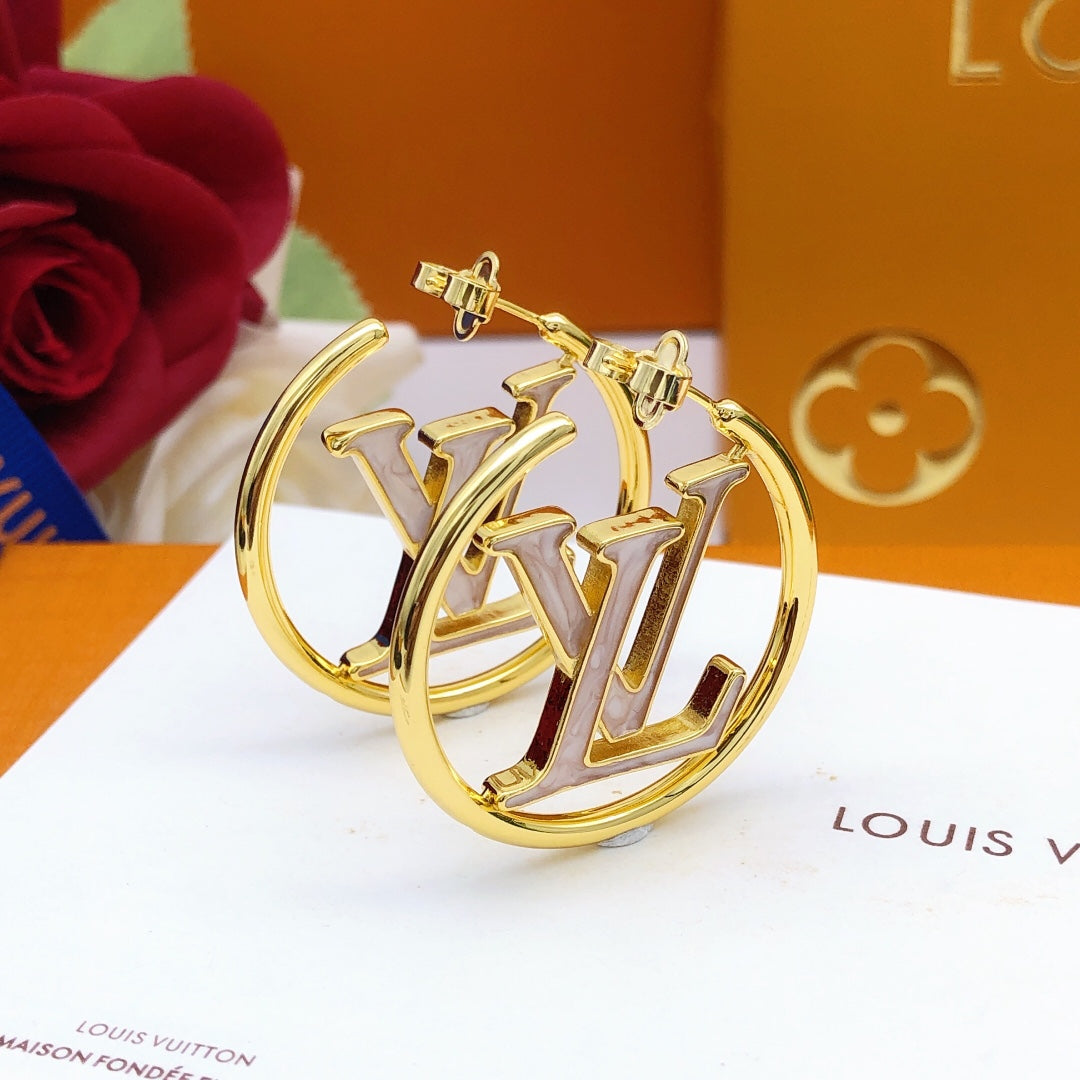 18K Louis Vuitton Louise Hoop Pearls Earrings